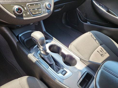 Used 2023 Chevrolet Malibu LT image 17