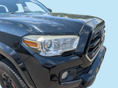 Used 2019 Toyota Tacoma SR5 AWD/4WD image 31