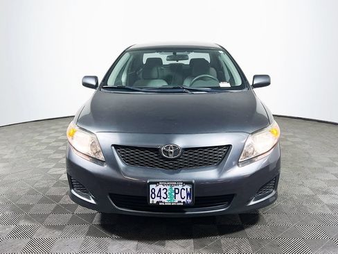Used 2010 Toyota Corolla LE FWD image 3