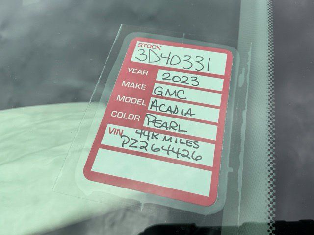 Used 2023 GMC Acadia SLT w/ Preferred Package FWD image 39