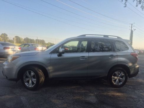 Used 2014 Subaru Forester 2.5i Limited AWD/4WD image 4