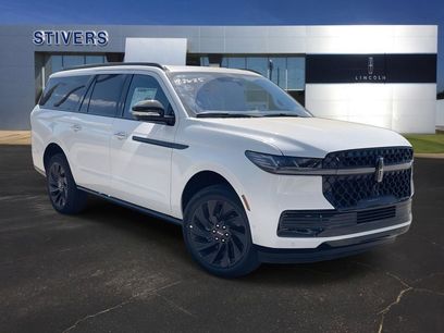 New 2025 Lincoln Navigator L Reserve w/ Jet Appearance Package