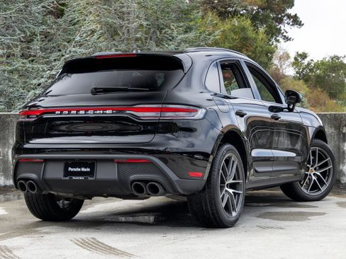 Certified 2026 Porsche Macan AWD/4WD image 11