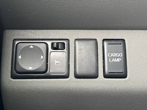 Used 2019 Nissan Frontier SV RWD image 25