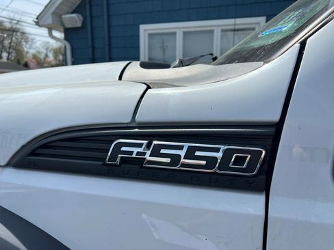 Used 2015 Ford F550 4x4 SuperCab Super Duty image 8