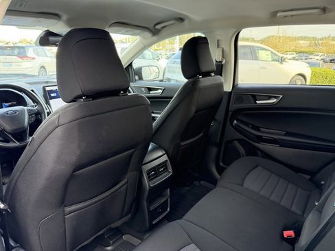 Used 2024 Ford Edge SE image 31