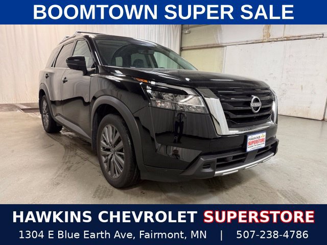 Used 2024 Nissan Pathfinder SL w/ SL Premium Package AWD/4WD image 1