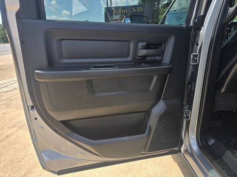 Used 2022 RAM 4500 Tradesman w/ Chrome Appearance Group AWD/4WD image 16