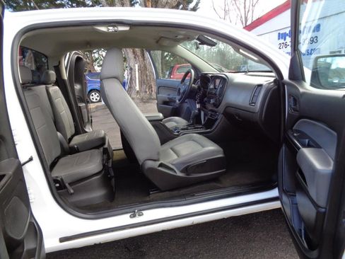 Used 2015 Chevrolet Colorado W/T image 13