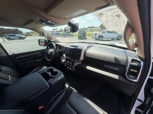 Used 2020 RAM 1500 Laramie AWD/4WD image 27