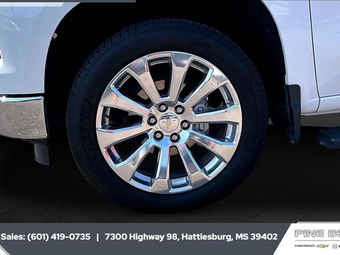 Used 2023 Chevrolet Silverado 1500 LTZ AWD/4WD image 8