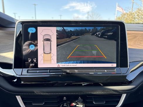 New 2026 Volkswagen Atlas SE image 32