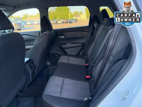 Used 2024 Nissan Rogue SV FWD image 23