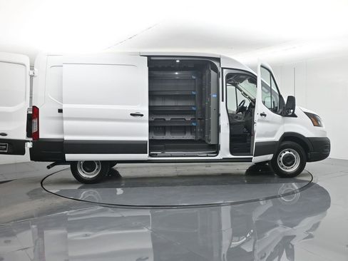 New 2025 Ford Transit 250 148 Medium Roof image 4