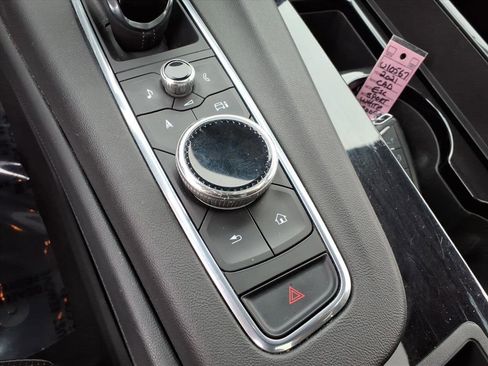 Certified 2021 Cadillac Escalade Sport image 35