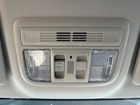 Used 2018 Honda Civic EX image 28