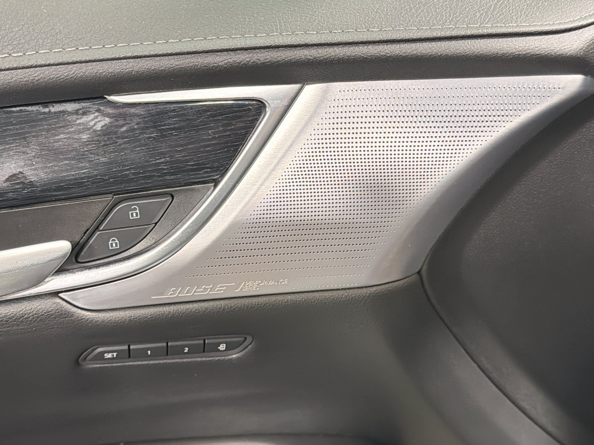 Used 2025 Cadillac XT5 Premium Luxury FWD image 23