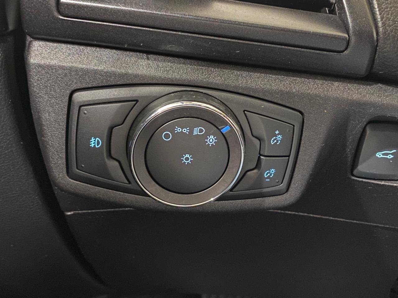 Used 2019 Ford Fusion Titanium AWD/4WD image 28