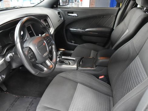 Used 2022 Dodge Charger SXT w/ Driver Convenience Group AWD/4WD image 22