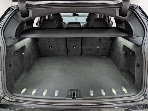 Used 2023 BMW XM image 22