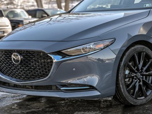 Used 2024 MAZDA MAZDA3 2.5 Turbo Sedan w/Premium Plus image 2