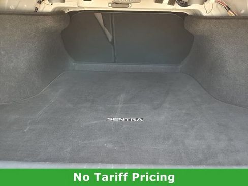 Certified 2025 Nissan Sentra SR w/ SR Premium Package FWD image 31