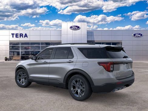 New 2026 Ford Explorer Active w/ Active Comfort Package AWD/4WD image 5