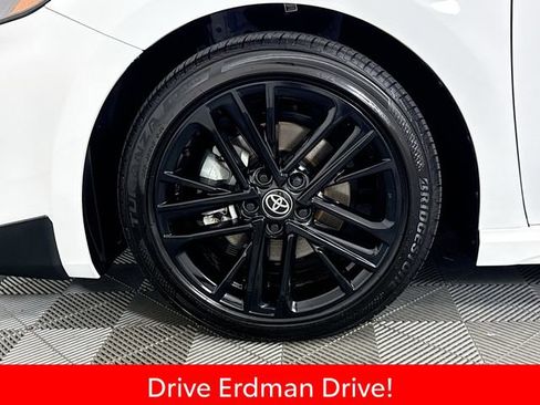 Certified 2026 Toyota Camry SE FWD image 4