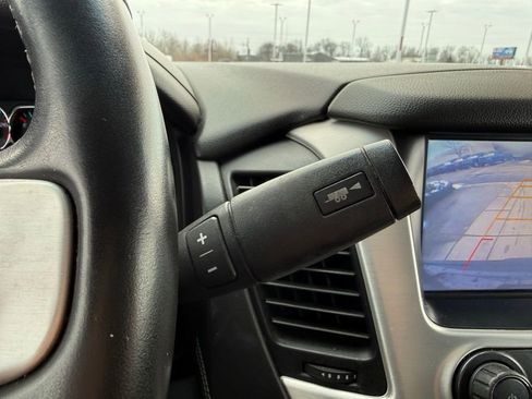 Used 2017 GMC Yukon SLE w/ SLE Value Package image 20