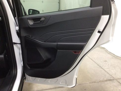 New 2025 Ford Escape Active image 30
