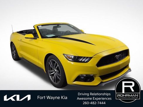 Used 2016 Ford Mustang Premium RWD image 4