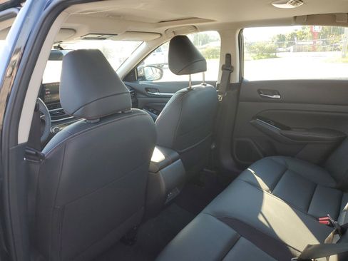 New 2025 Nissan Altima 2.5 SR w/ SR Premium Package image 10