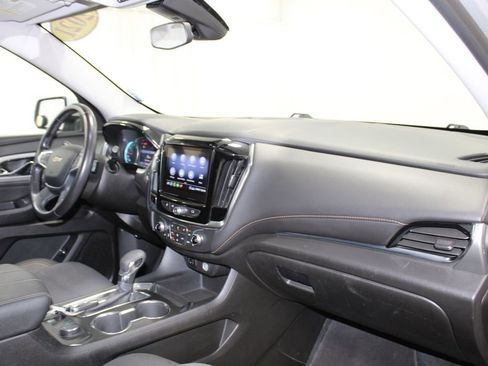 Used 2021 Chevrolet Traverse LT w/ LPO, Cargo Package image 21