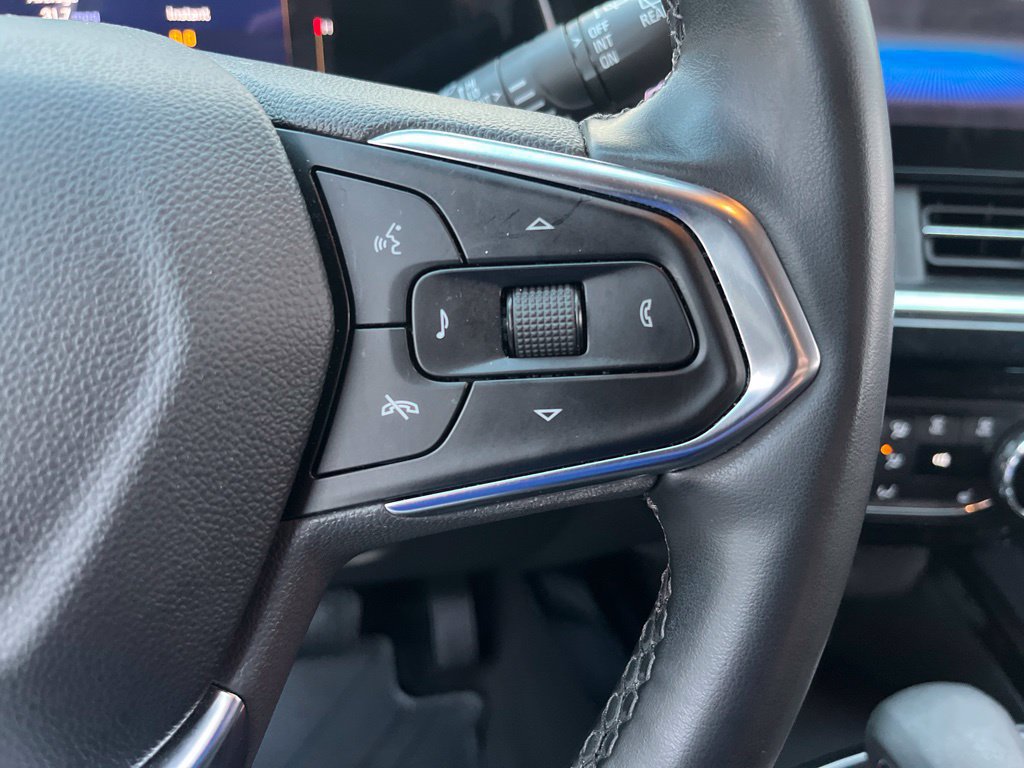 Used 2025 Chevrolet Trax ACTIV FWD image 21