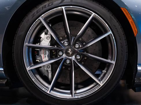 Certified 2023 Ferrari 812 GTS RWD image 16