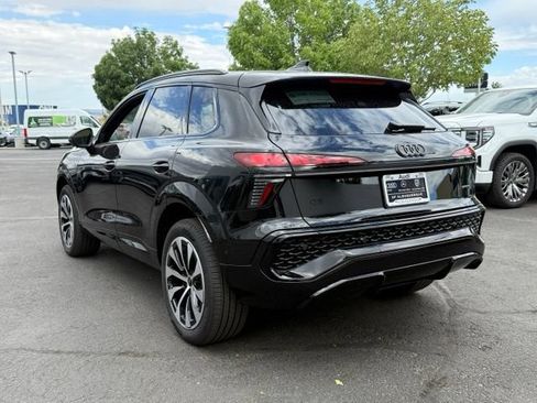 New 2026 Audi Q3 quattro 2.0T AWD/4WD image 5