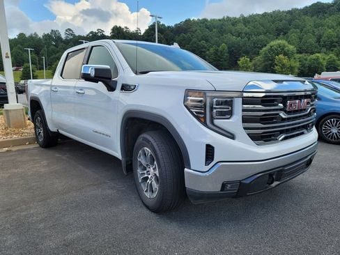 Used 2026 GMC Sierra 1500 SLT AWD/4WD image 3