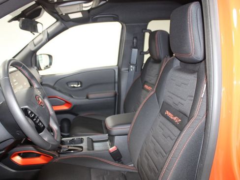 Used 2025 Nissan Frontier PRO-4X w/ Interior Protection Package AWD/4WD image 13