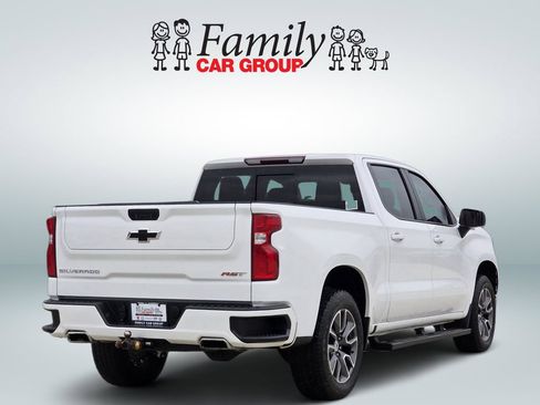 Used 2021 Chevrolet Silverado 1500 RST w/ Convenience Package II AWD/4WD image 4