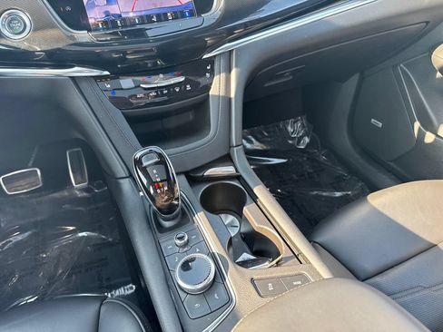 Used 2021 Cadillac XT6 Sport w/ Platinum Package AWD/4WD image 35