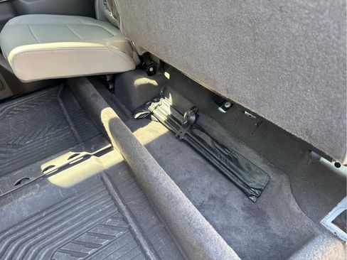 Used 2022 Chevrolet Silverado 1500 LT Trail Boss w/ LT Trail Boss Premium Package image 43