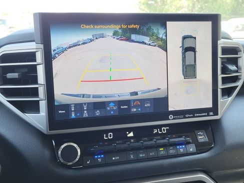 Used 2024 Toyota Tundra Limited AWD/4WD image 17
