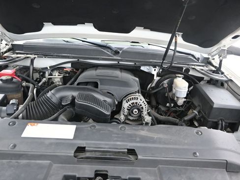Used 2011 Chevrolet Avalanche LTZ AWD/4WD image 11