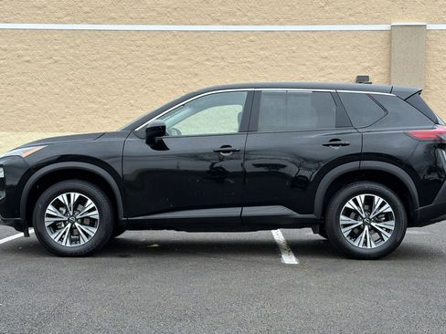 Used 2023 Nissan Rogue SV FWD image 7