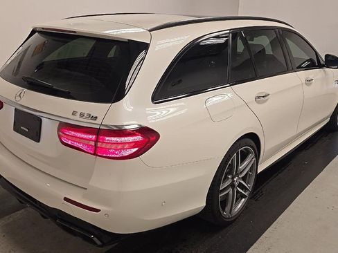Used 2018 Mercedes-Benz E 63 AMG S image 3
