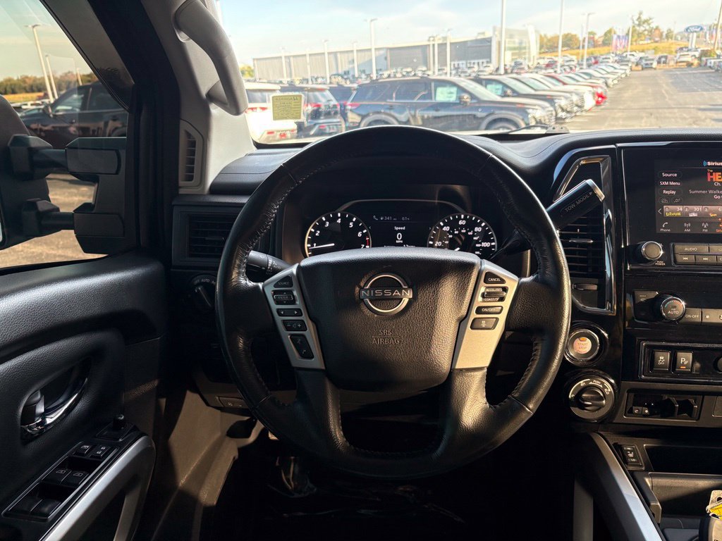 Used 2024 Nissan Titan SV w/ SV Convenience Package AWD/4WD image 23