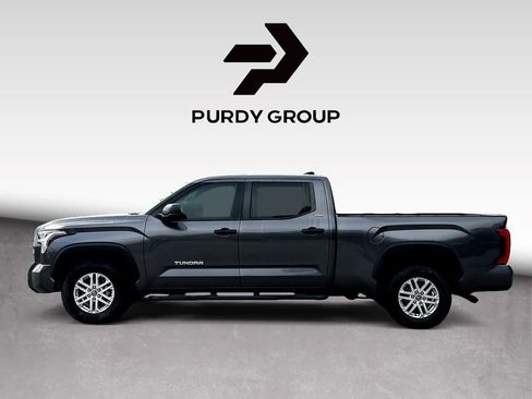 Used 2022 Toyota Tundra SR5 AWD/4WD image 2