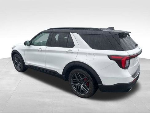 Certified 2025 Ford Explorer ST w/ Sun And Sound Package AWD/4WD image 5