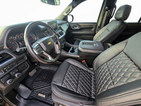 Used 2022 Chevrolet Tahoe LS RWD image 10