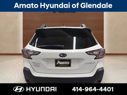 Used 2023 Subaru Outback Premium AWD/4WD image 1